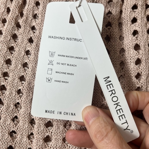 NWT Beige Mauve Knit Crochet Swimsuit Cover-Up Skirt Size Medium Boho Beachwear - Picture 9 of 9